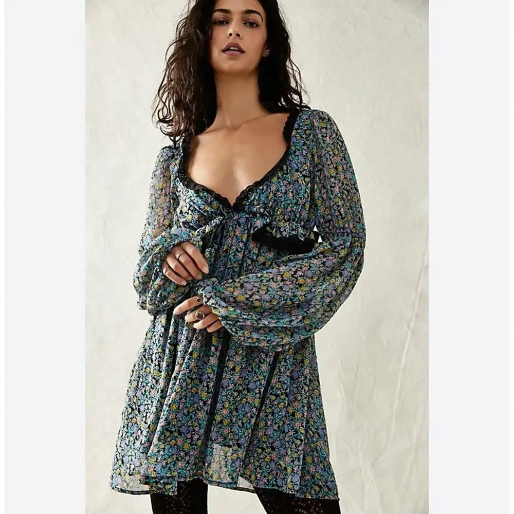 Free People Pennie Mini Dress floral print, long blouson sleeves lace trim XS